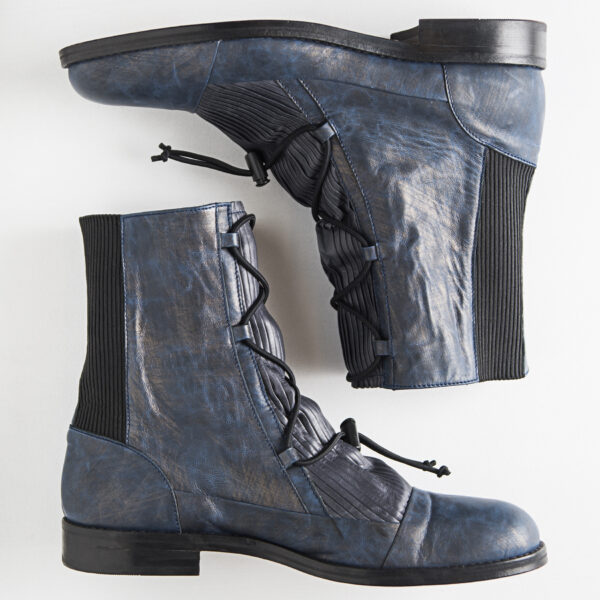 Shadows Osaka Blue Man Boots | Marita Moreno